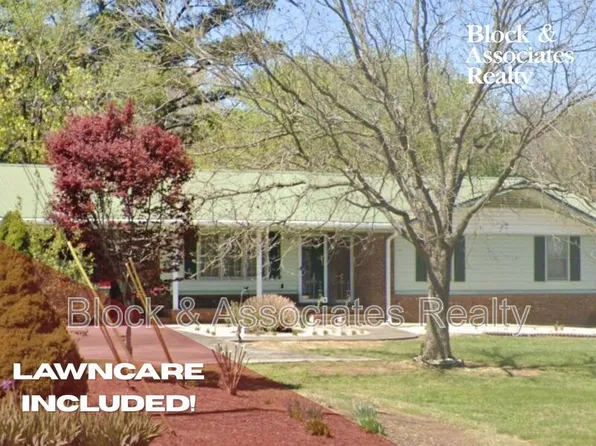 7176 New Hope Rd, Denton, NC 27239