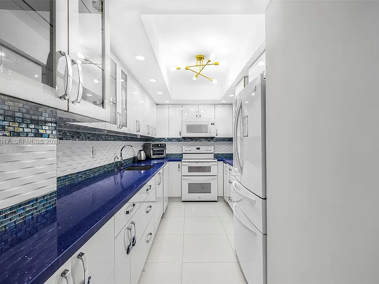 9511 Collins Ave #1202 — Photo 4