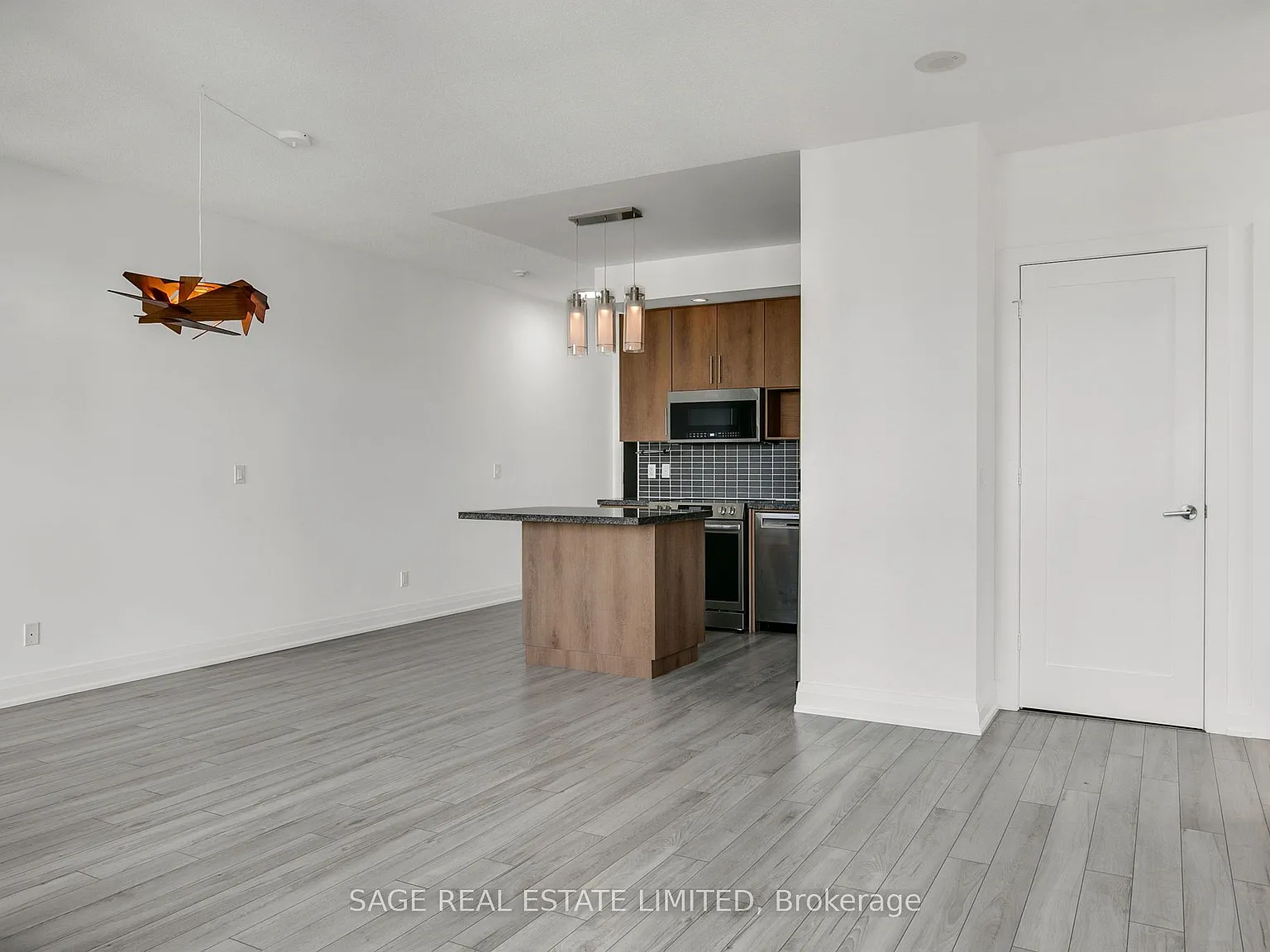 2 bed, $3,250 — Photo 4