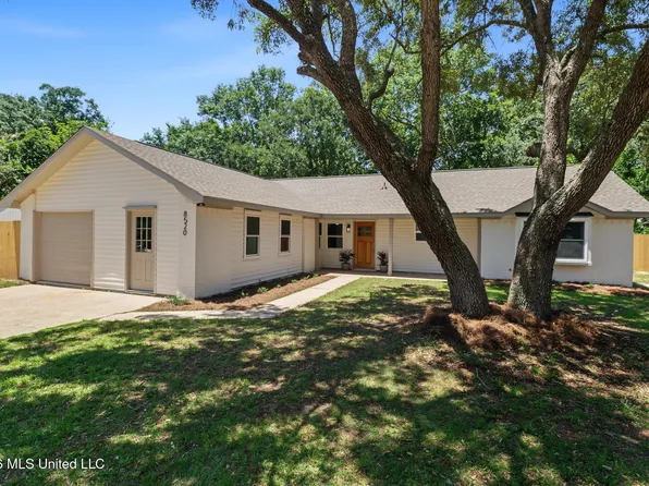 8520 Mermaid Ave, Ocean Springs, MS 39564