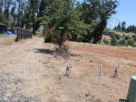 5th image of 5678 Clara Ln