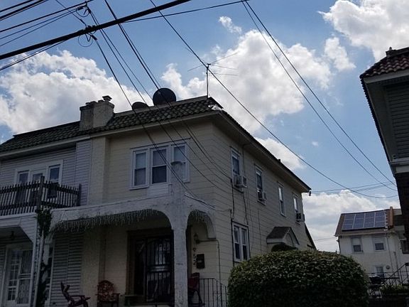 2nd image of 952 Yeadon Ave