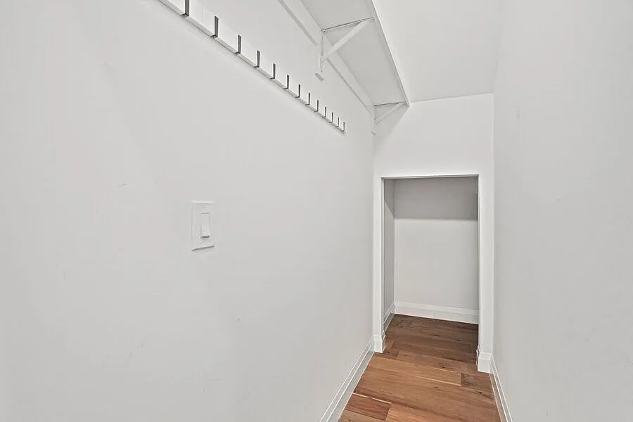 Charming 1BR + Den Condo in Columbia Heights with Flexible 2BR Layout — Photo 4