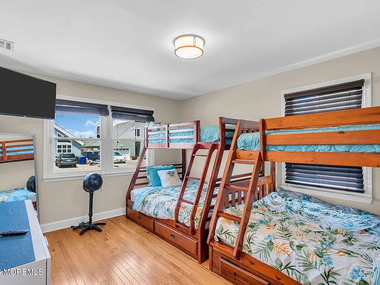 53 E Coral Dr — Photo 12