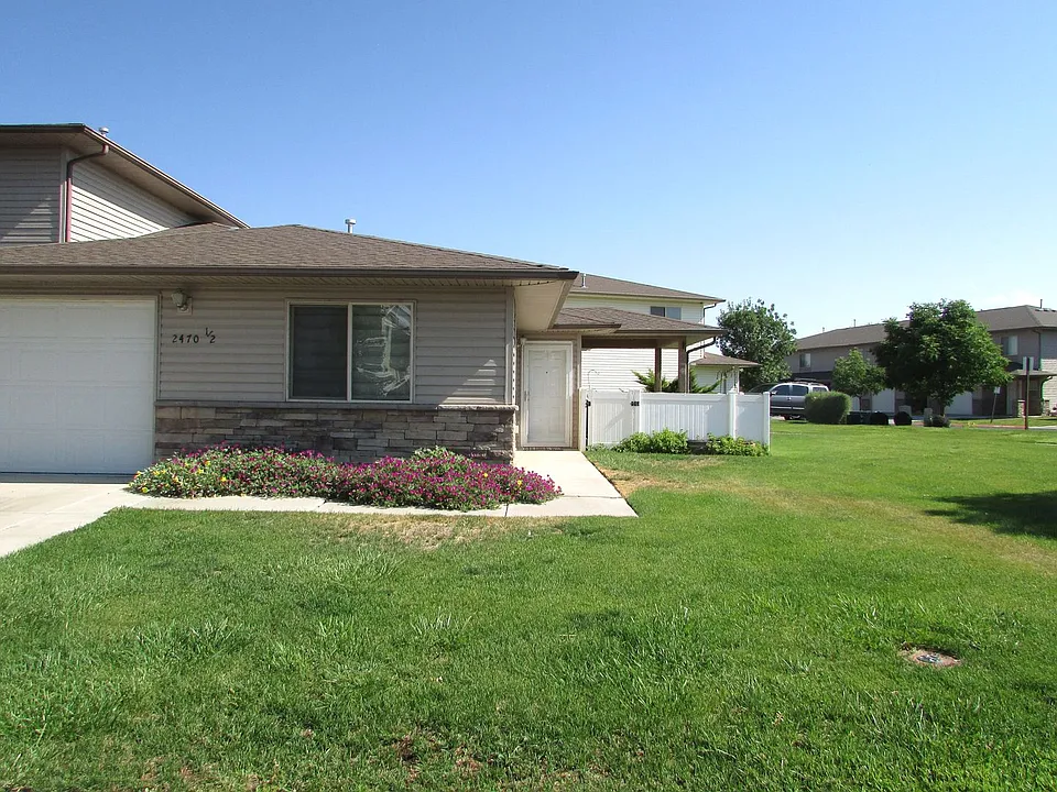 2470 1/2 Brookwillow Loop