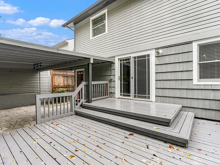 2605 NE 35th Ave — Photo 31