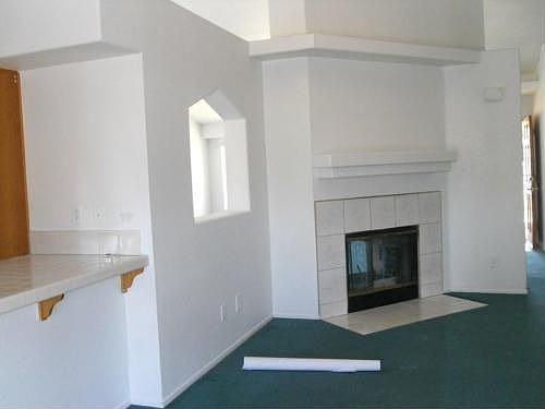 4th image of 143 Mistletoe Ave
