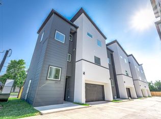 3201 Saint Emanuel St #A, Houston, TX 77004