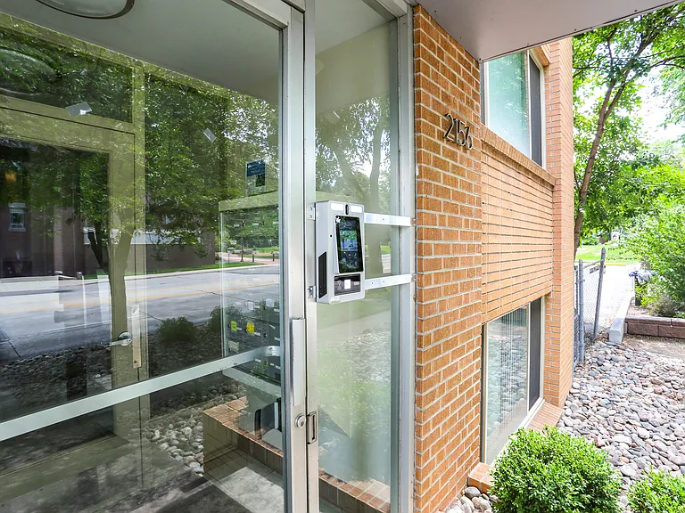 2156 S University Blvd — Photo 14