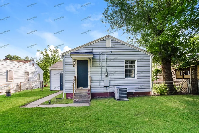 1433 Maple Dr — Photo 11