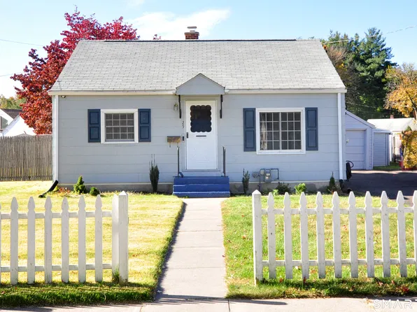 25 Warren Drive, East Hartford, CT 06118