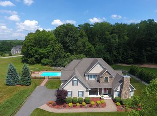 101 Lake Iliff Rd, Andover, NJ 07860