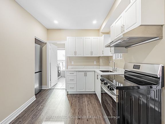 5th image of 14 Howland Ave #1