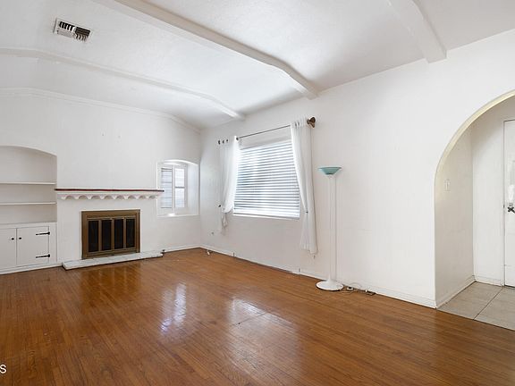 4th image of 2055 Garfias Dr
