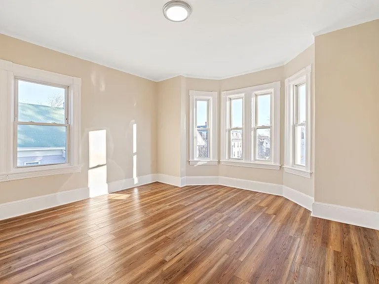 306 Manchester St #3 — Photo 13