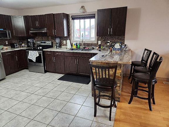 4th image of 4680 Lavender Ave