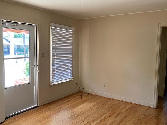 2nd image of 882 Sunset Dr