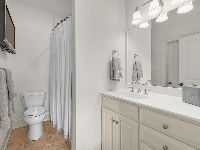585 Ragged Mountain Dr — Photo 52