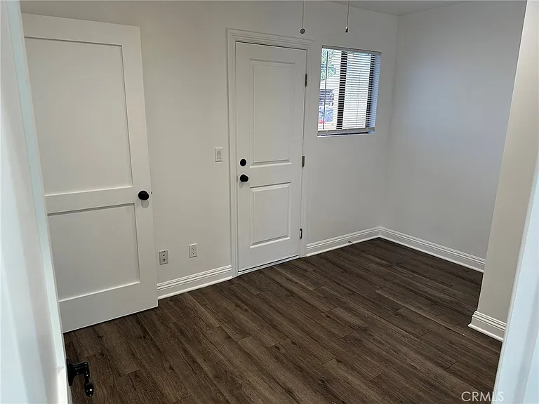 1819 Gramercy Ave #B — Photo 20