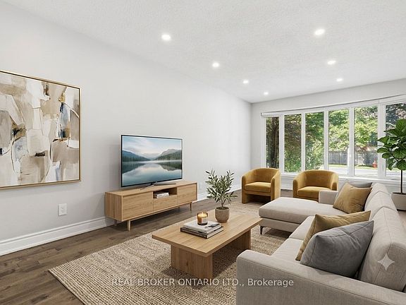 3rd image of 2535 Padstow Cres