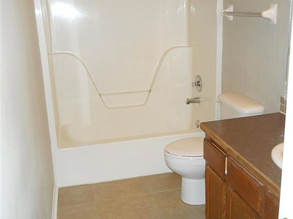 5th image of 5939 Beauvoir Dr