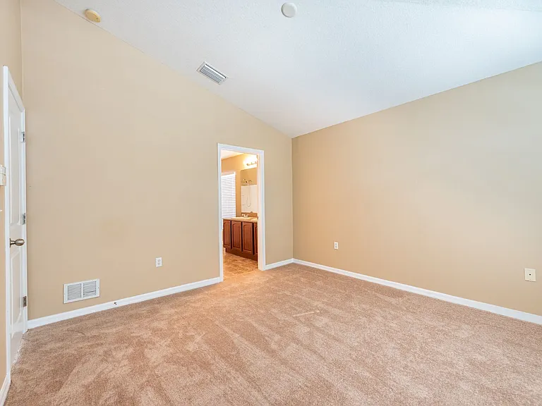 6750 Eagle Feather Dr — Photo 18