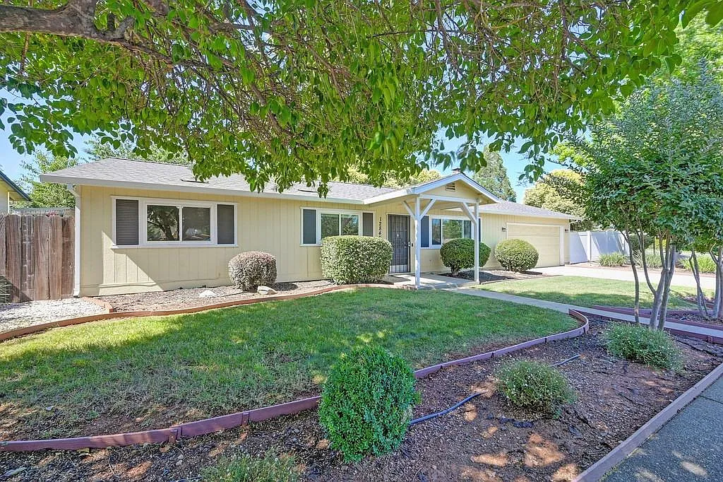 12845 Mott Way photo 1
