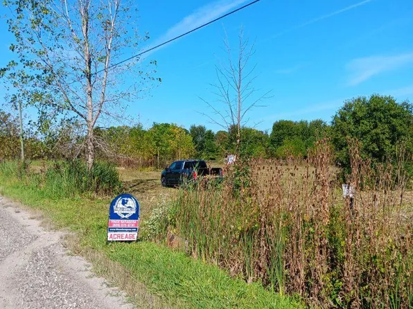 26 Mile Rd, Lenox, MI 48048