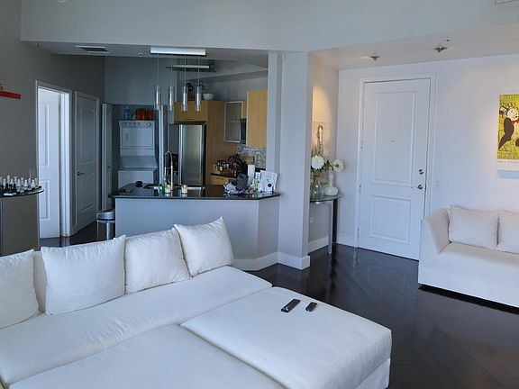 2nd image of 480 NE 30th St APT 2205