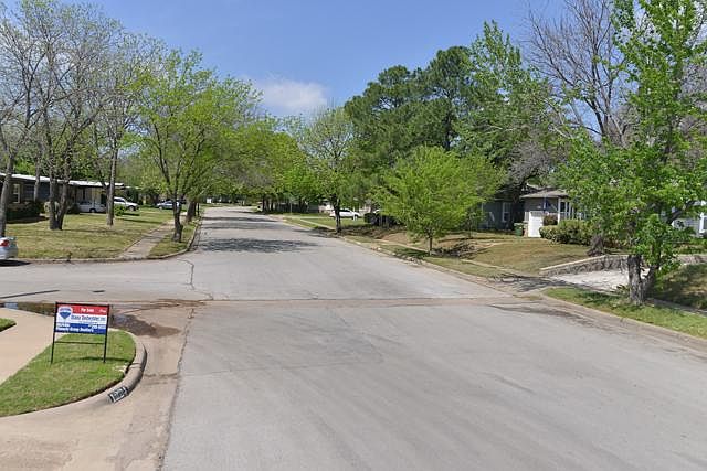 1st image of 1224 Marshalldale Dr