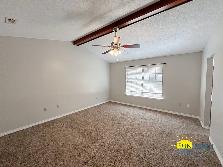 253 Grand Prix Dr — Photo 10