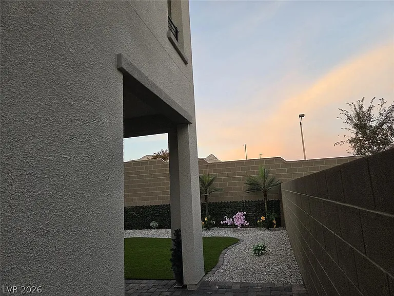 12434 Madison Park Pl — Photo 14