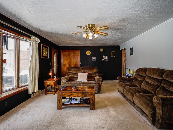 5th image of 66 Tripplewood Dr