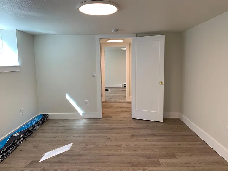 2104 S Corona St — Photo 28