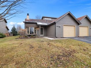 1890 Azalea Ct, Crown Point, IN 46307