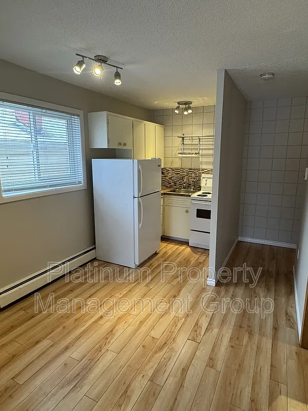 1 bed, 1.0 bath, $1,250 — Photo 2