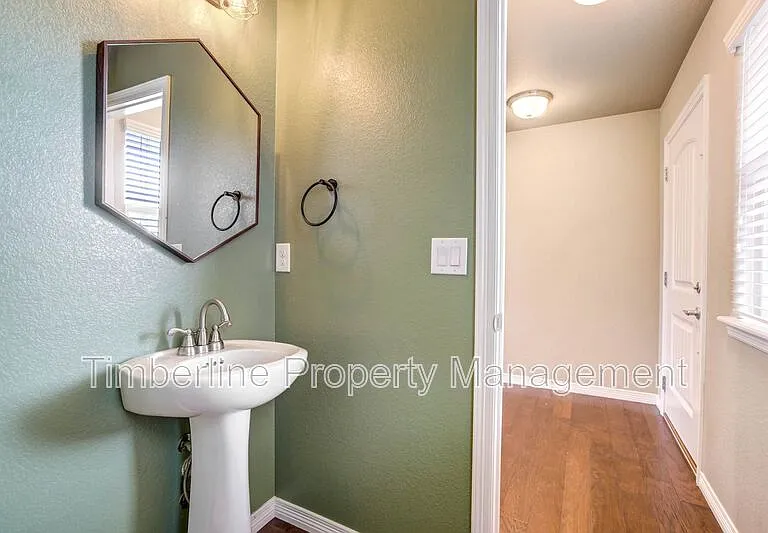 6031 Jorie Rd — Photo 24