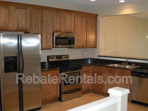 3rd image of 13475 Stone Pond Dr