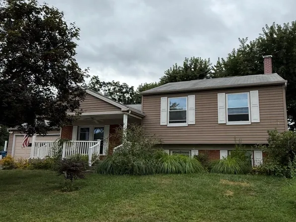 908 Derbyshire Ave, Mechanicsburg, PA 17055
