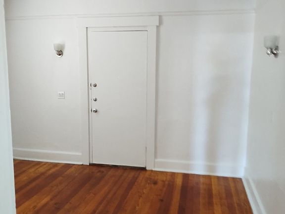3rd image of 2810 Memphis Ave #B