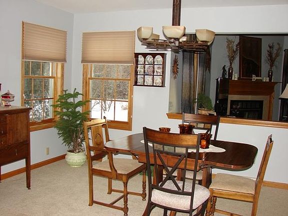 4th image of 165 W Summerhill Pl