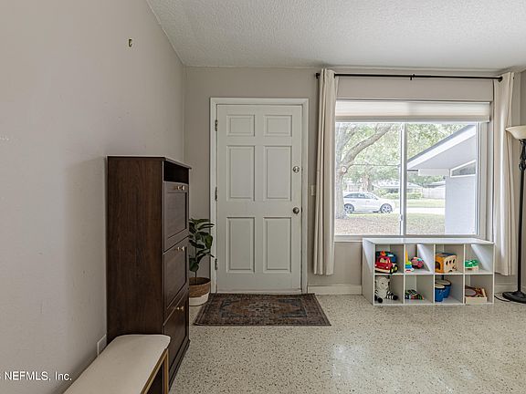 4th image of 8039 FRESCA Street