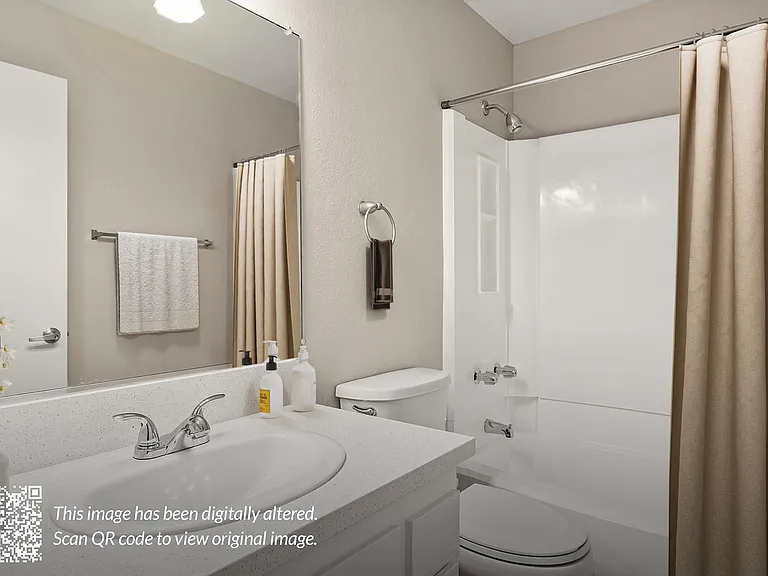 ORO Apartments — Photo 13