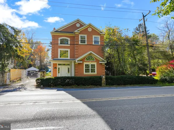 2604 E Main St, Douglassville, PA 19518