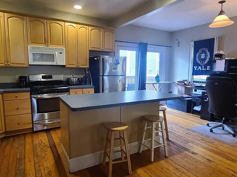 8 1/2 O St #1 — Photo 2
