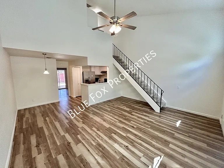 2688 W Avenida Azahar — Photo 12