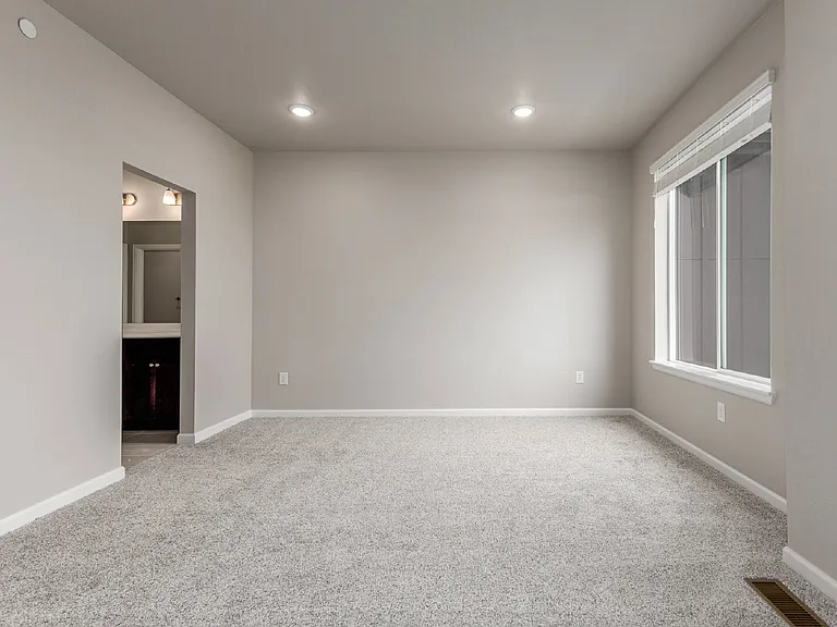 6770 Merseyside Ln — Photo 14