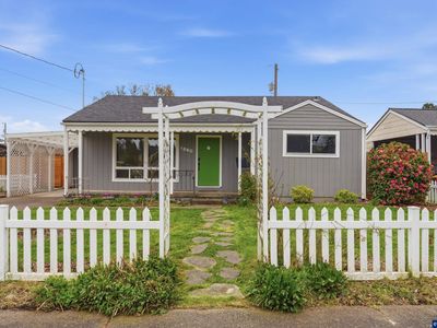 1860 Capitol St SE, Salem, OR, 97302