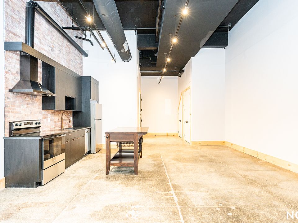 1st image of 255 18th St APT 109
