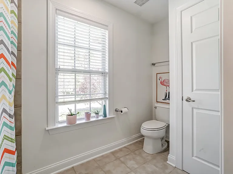 1024 Patricians Ln — Photo 44
